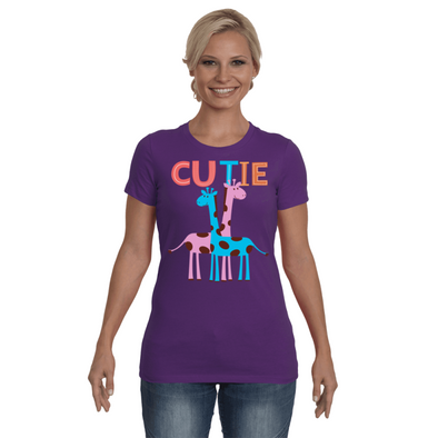 Giraffe Cutie T-Shirt - Design 2 - Clothing giraffes womens t-shirts
