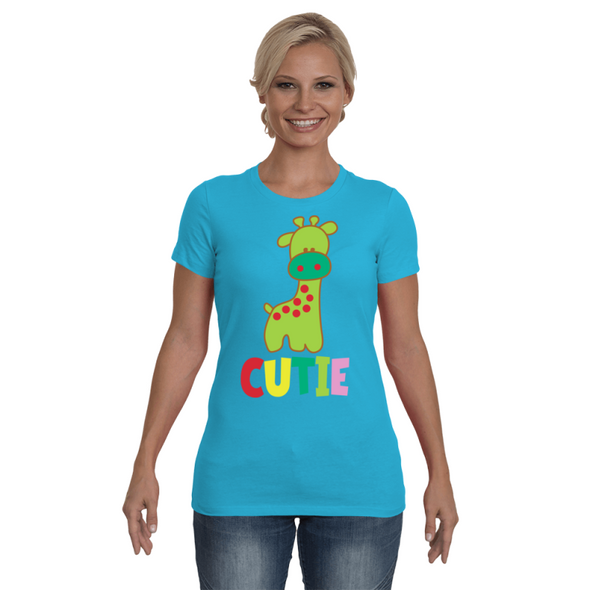 Giraffe Cutie T-Shirt - Design 3 - Clothing giraffes womens t-shirts